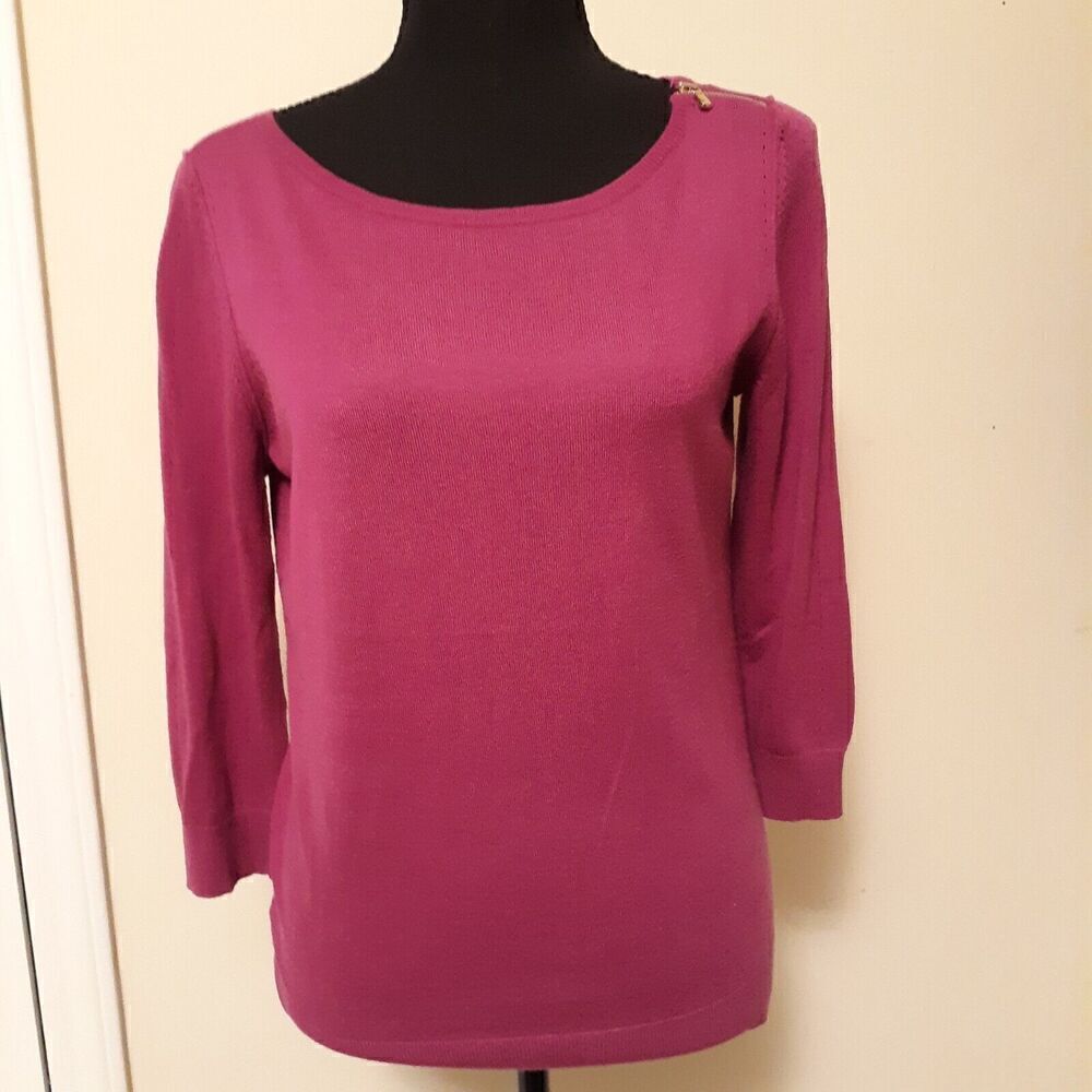 ANN TAYLOR Lightweight Sweater Size S Zipper Accent on Shoulder Violet